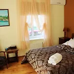 Aparthotel Embrace & Parnu