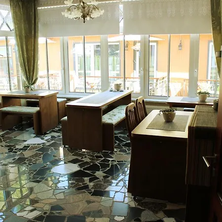 Embrace & Aparthotel 3*