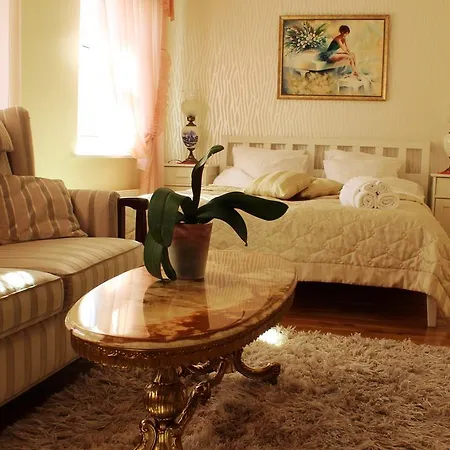 Lägenhetshotell Embrace &