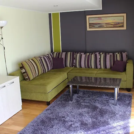 Embrace & Lägenhetshotell Pärnu