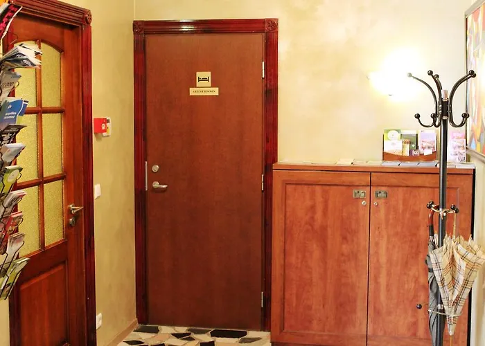 Embrace & Aparthotel