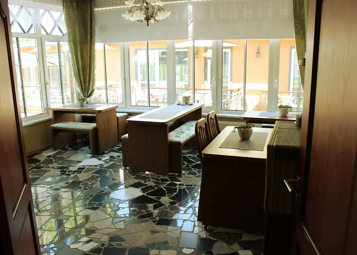 Aparthotel Embrace & 4*