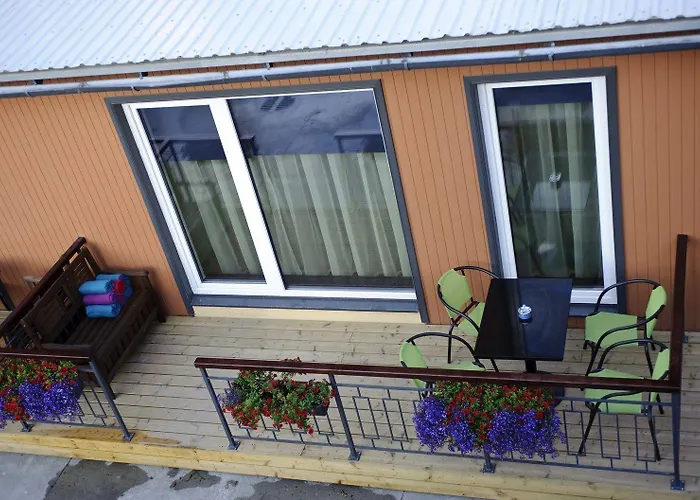 Aparthotel Embrace &