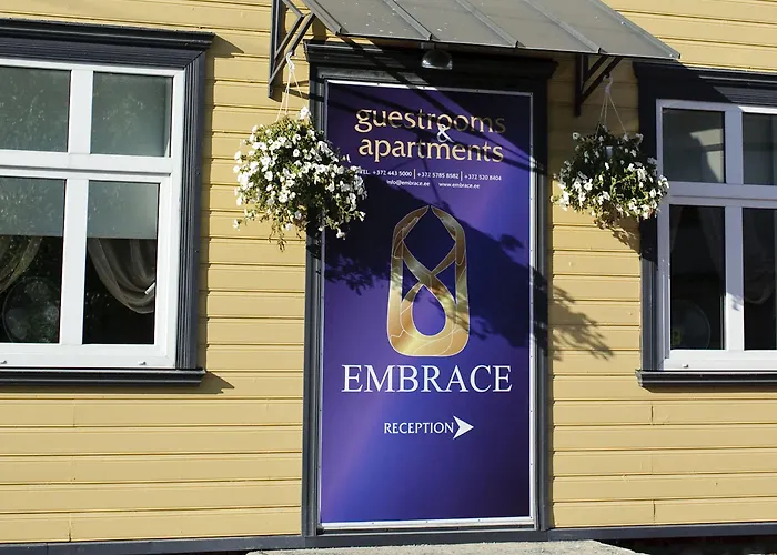 Embrace & Aparthotel 4*